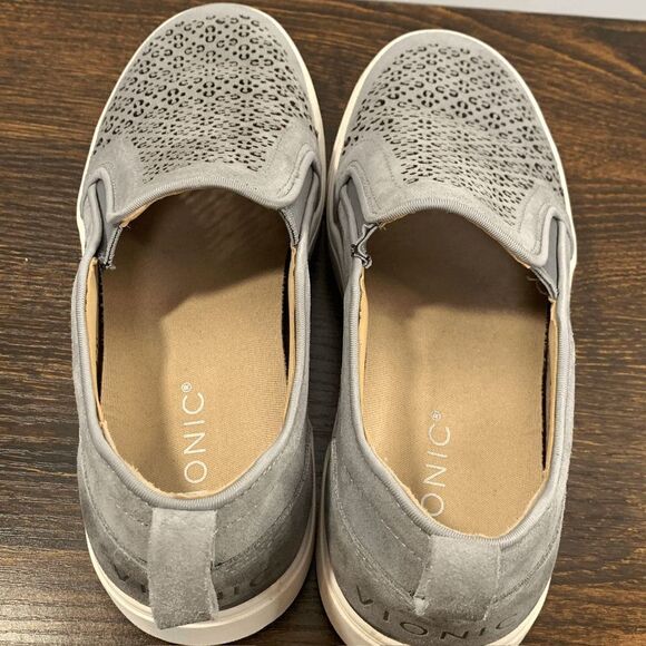 Vionic Kimmie Perf Slip On Supportive Sneaker Round To Suede Leather Gray 7M - Picture 2 of 9